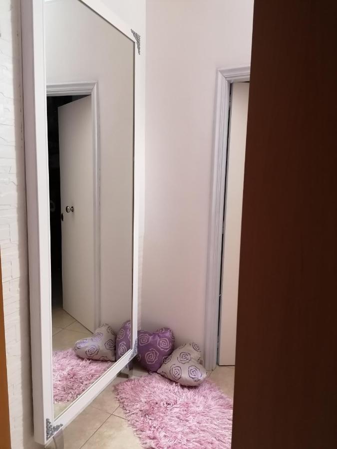 Gmb Villa Rosy Gela Bagian luar foto
